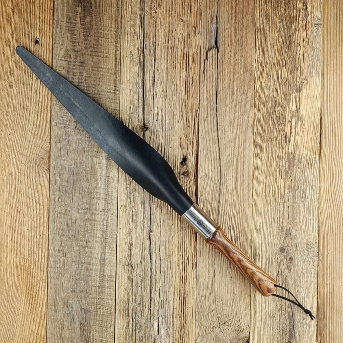 Drachenzunge aus Gürtelleder mit Zebrano-Holzgriff (heftig)