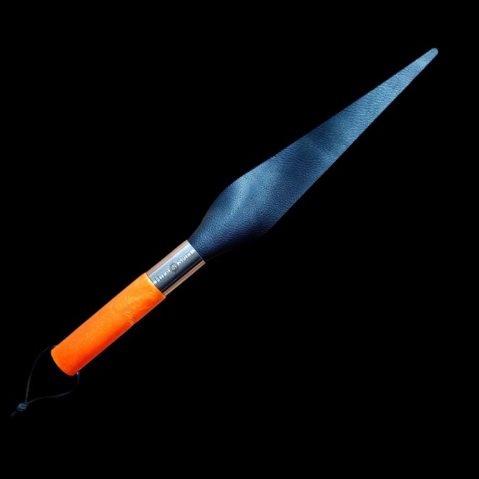 Drachenzunge aus Vollgummi mit orangefarbenem Epoxidharzgriff (sehr heftig)